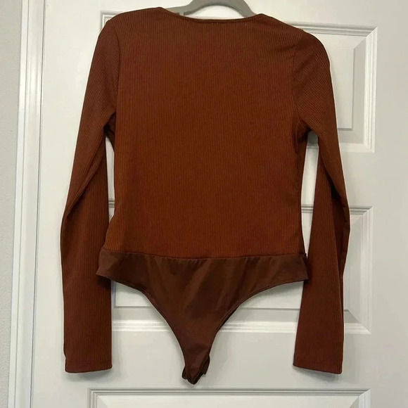 White birch ribbed v neck bodysuit rust - Picture 7 of 7